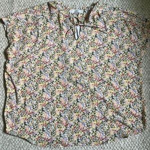 Loft- floral mixed media with ruffle accent & tie front - XL